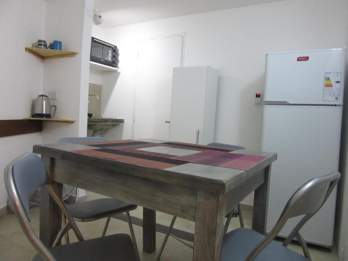 Oteiza Alojamiento Temporario En Resistencia A 150 Mts Peatonal מראה חיצוני תמונה
